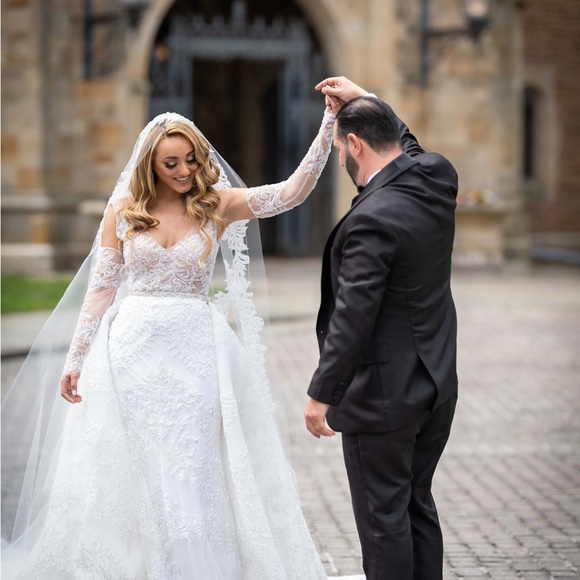 One of a kind Hand sewn crystal beaded mermaid wedding gown detached skirt - Picture 3 of 3